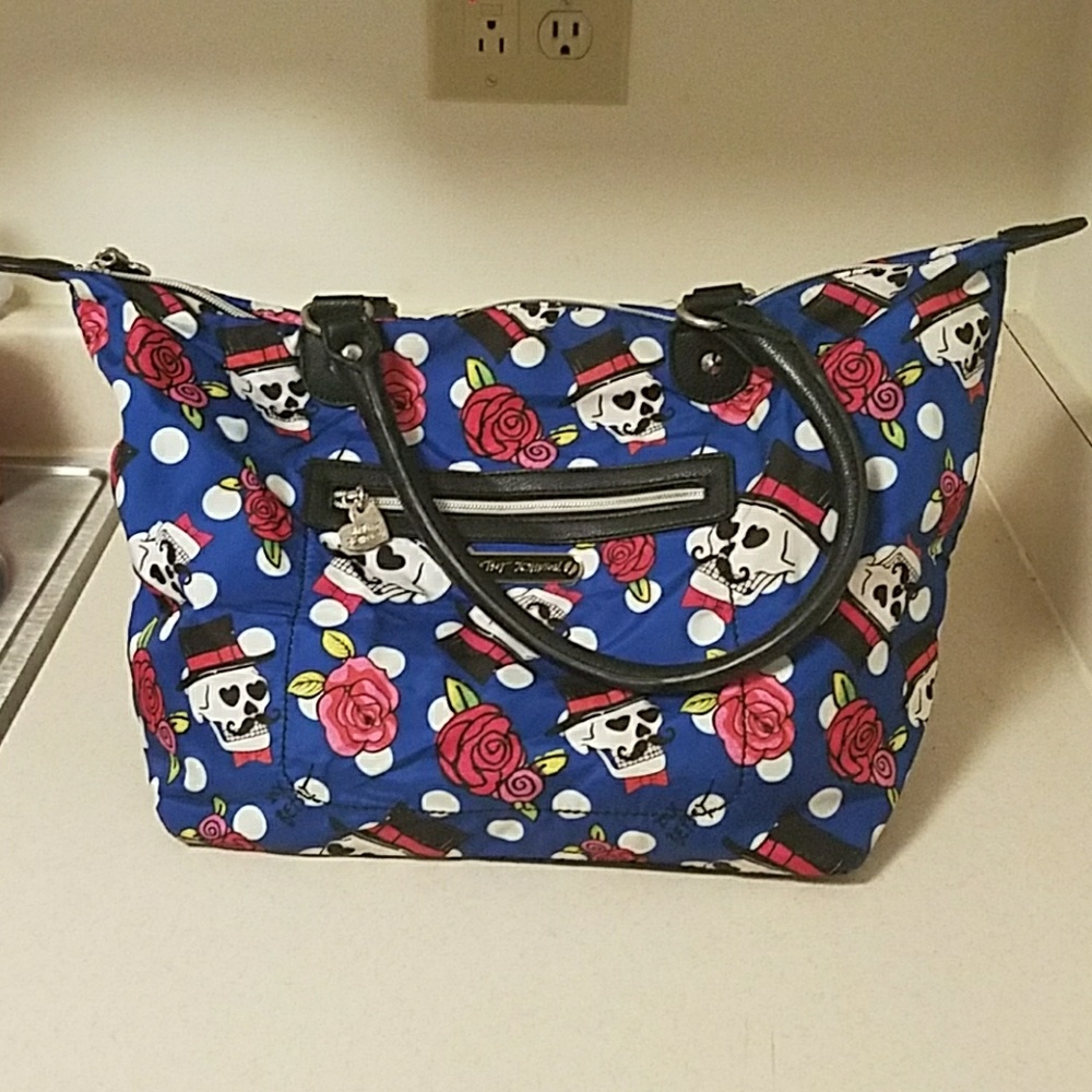 Skull and Roses Betsey Johnson Purse